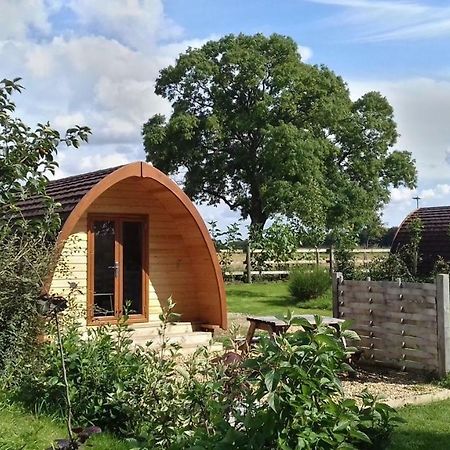 Campion Glamping Pod Ξενοδοχείο Τσέλτενχαμ Εξωτερικό φωτογραφία